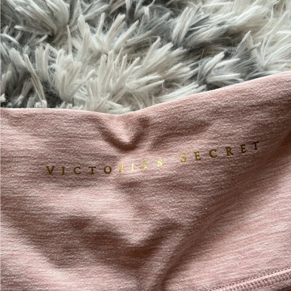 Victoria’s Secret light pink leggings - Picture 5 of 6